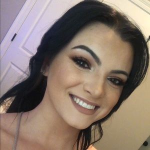 Meet your Posher, Savannah